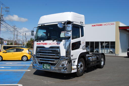 トラクタヘッド(530馬力)